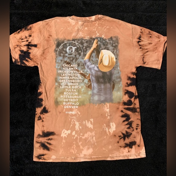 Hanes Beefy Women’s Garth Brooks World Tour 2014-15 Bleached M T-shirt Pre-Owned - Picture 5 of 7